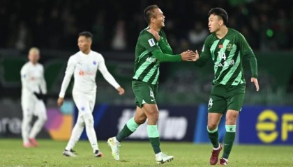 APP下载-【亚冠】让二追四！王钰栋传射 浙江队4比2逆转狮城