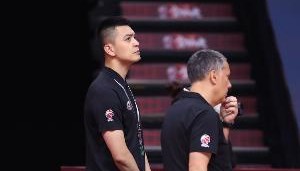 模拟器试玩-换个身份参与！辽篮主帅杨鸣和山西主帅潘江将参与解说总决赛G1